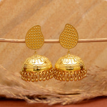 Rajsi Jhumka Earrings