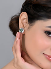 Nano Emerald Floral Pendant Set